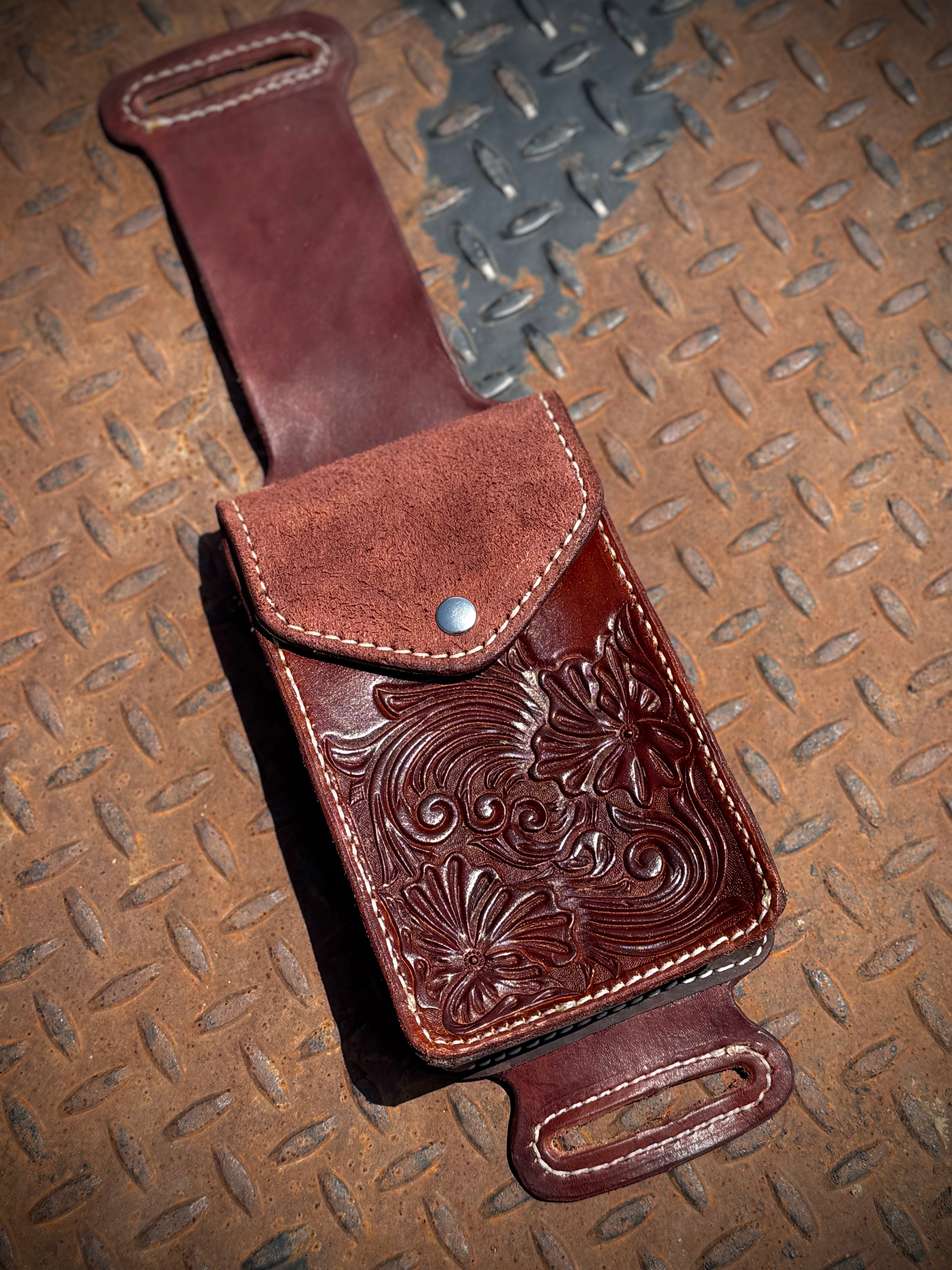 Floral & Mahogany Back Cinch Phone Holder